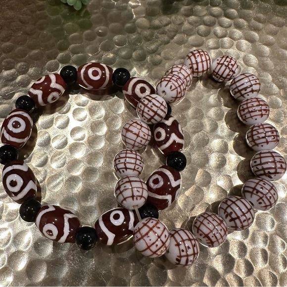 Pair of vintage glass bead bracelets elastic expandable brown and white - Picture 7 of 12